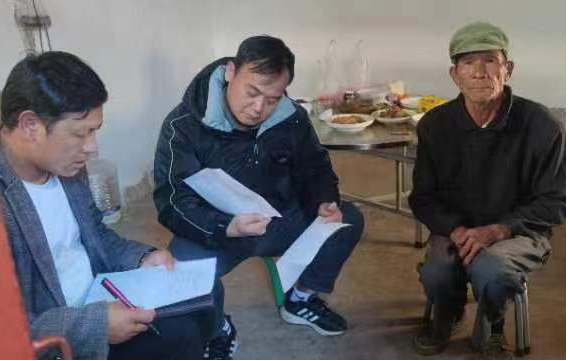 宜就镇 节前探访送温暖，精准服务守护“一老一小”幸福生活